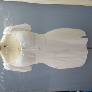 Abercrombie and Fitch White Detailed Tunic; Adorable; Medium; gently loved